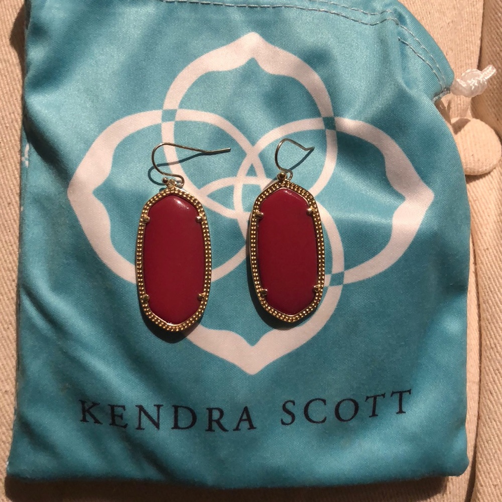 Kendra Scott Elle earrings in Dark Red